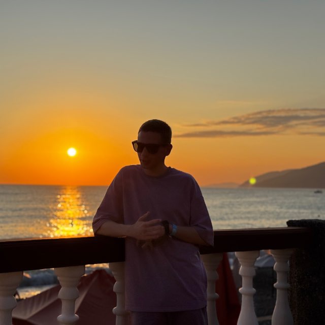 Андрей Сафонов